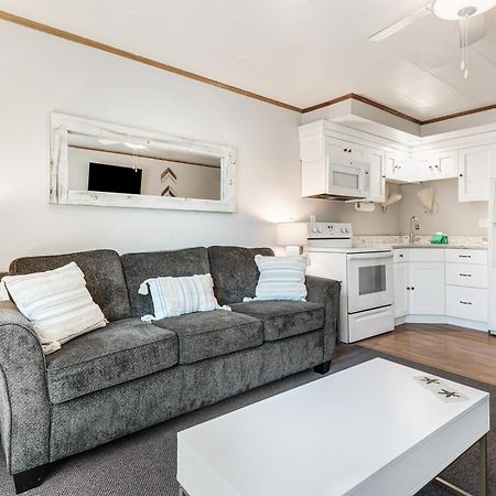 Bend Riverside Condos Near Downtown Бенд Екстериор снимка