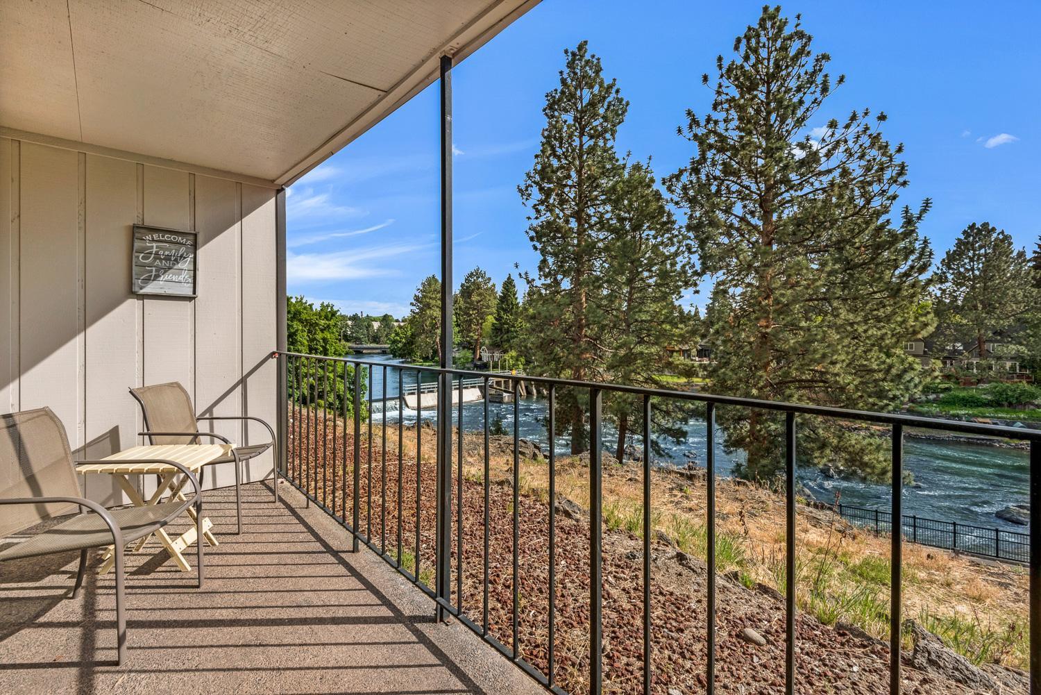 Bend Riverside Condos Near Downtown Бенд Стая снимка